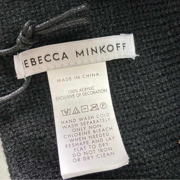 Rebecca Minkoff Black Star Beanie NWT - Picture 9 of 9